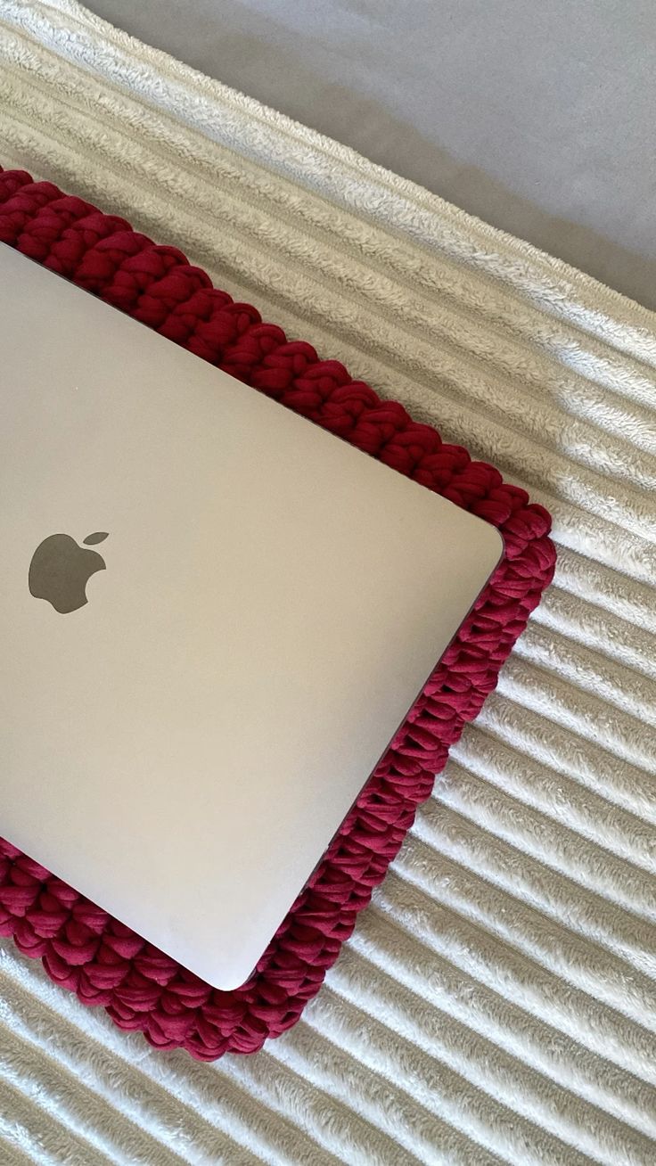 Scarlet MacBook Sleeve